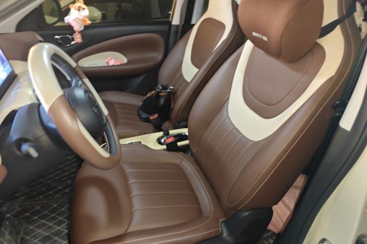Used Wuling Bingo 2023 333 km Lingxi Connected+ Version Left Front Seat