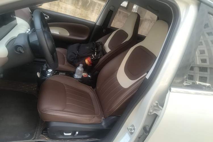 Used Wuling Bingo 2023 410 km Lingxi Deluxe Edition Left Front Seat