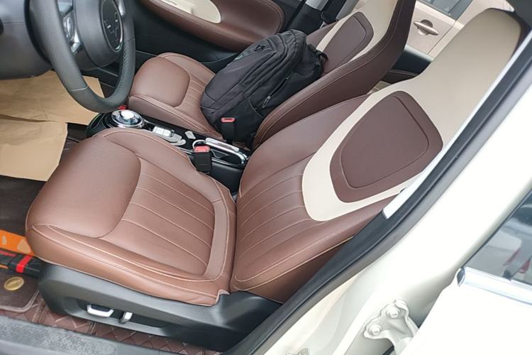 Used Wuling Bingo 2023 333 km Lingxi Connected+ Version Left Front Seat