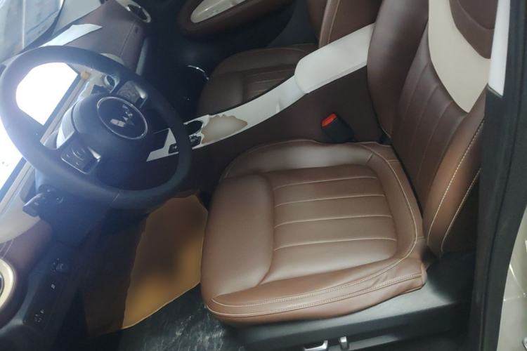 Used Wuling Bingo 2023 333 km Lingxi Connected+ Version Left Front Seat