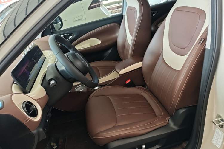Used Wuling Bingo 2023 410 km Lingxi Deluxe Edition Left Front Seat