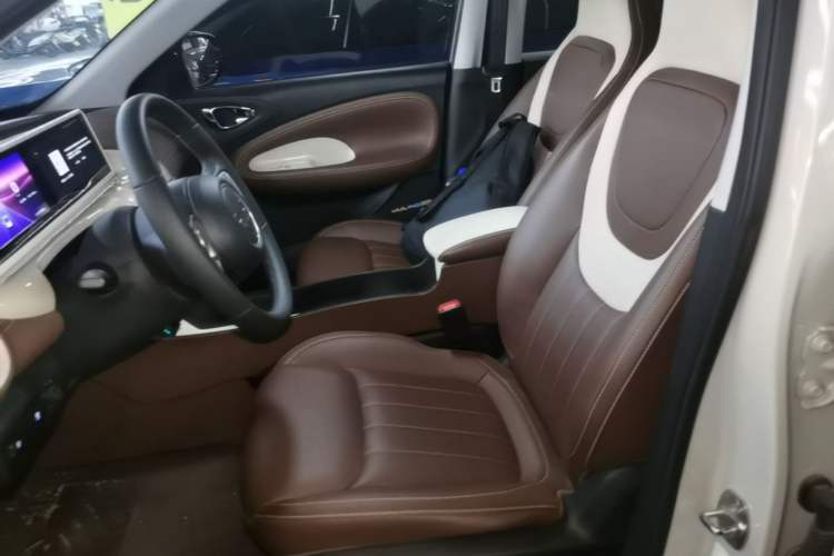 Used Wuling Bingo 2023 333 km Enjoyment Version Left Front Seat