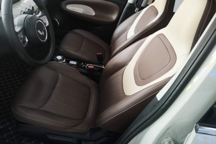 Used Wuling Bingo 2023 333km Enjoy+ Version Left Front Seat