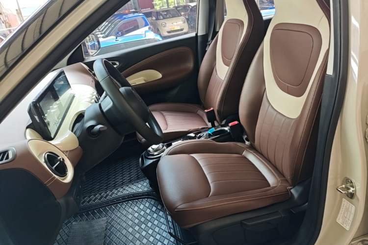 Used Wuling Bingo 2023 333km Enjoy+ Version Left Front Seat