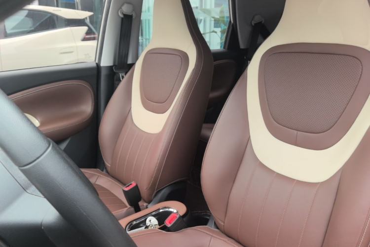 Used Wuling Bingo 2023 333 km Enjoyment Version Left Front Seat