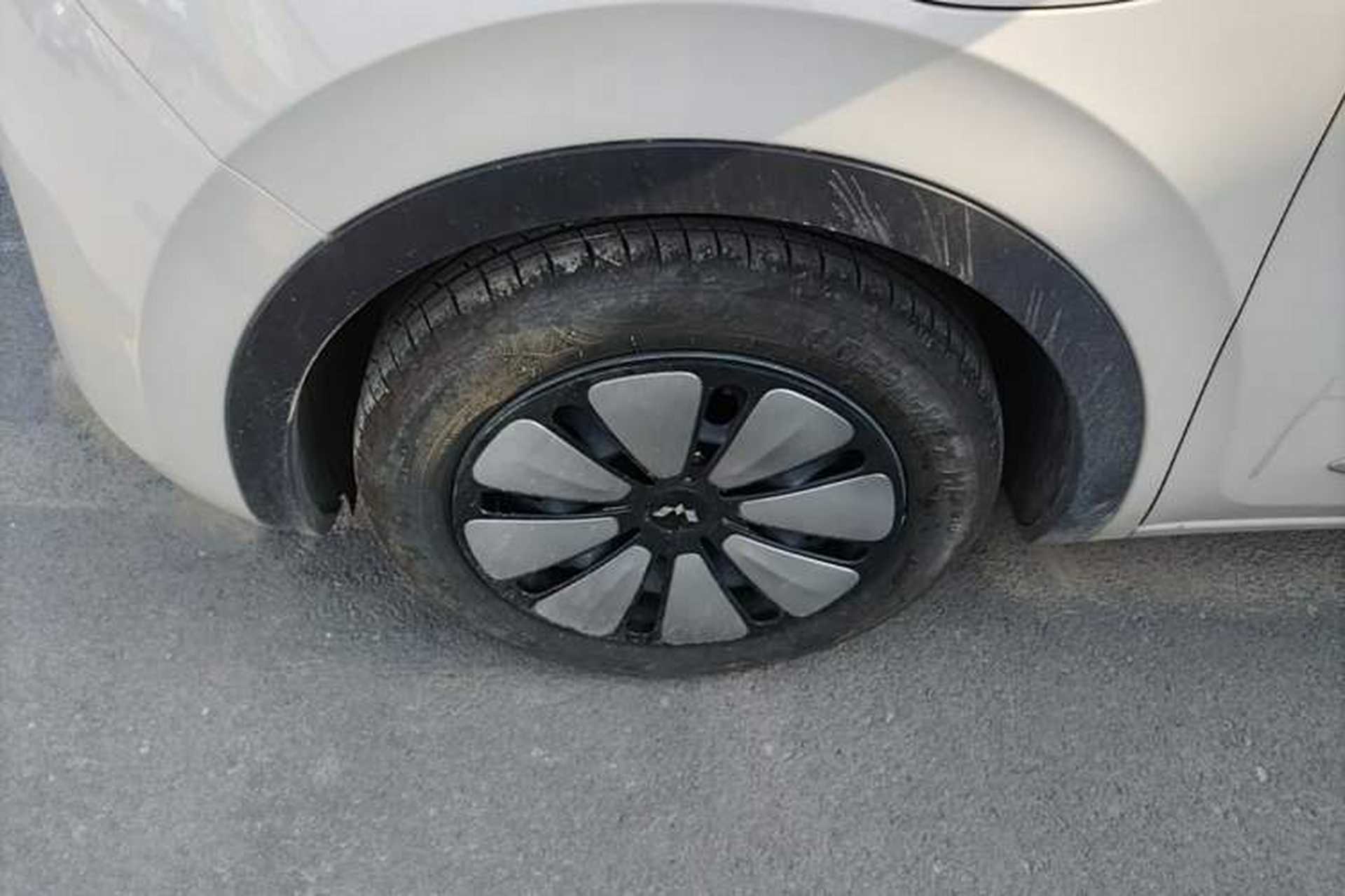 Used Wuling Bingo 2023 410 km Lingxi Deluxe Edition Left Front Wheel Hub