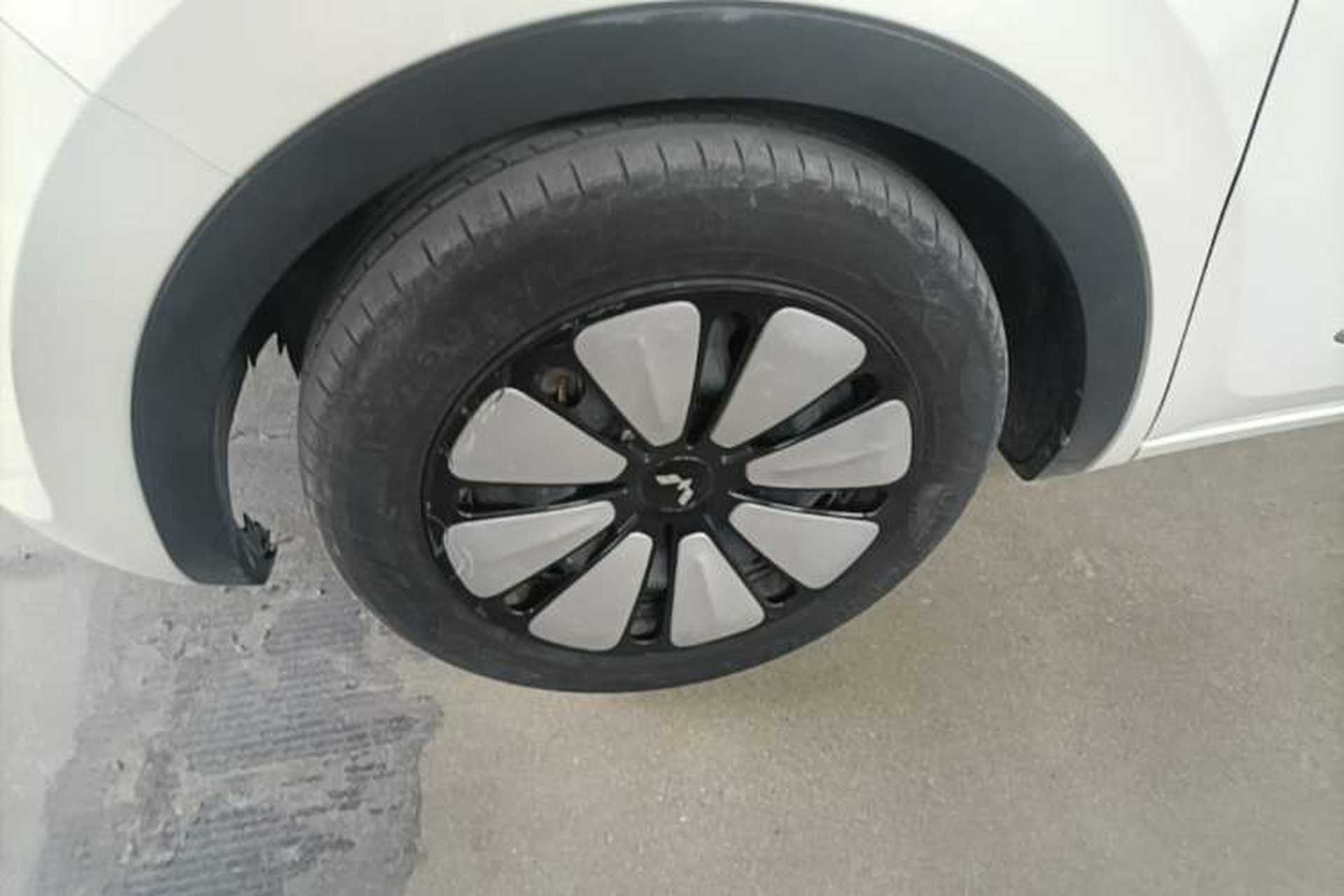 Used Wuling Bingo 2023 333 km Lingxi Connected Version Left Front Wheel Hub