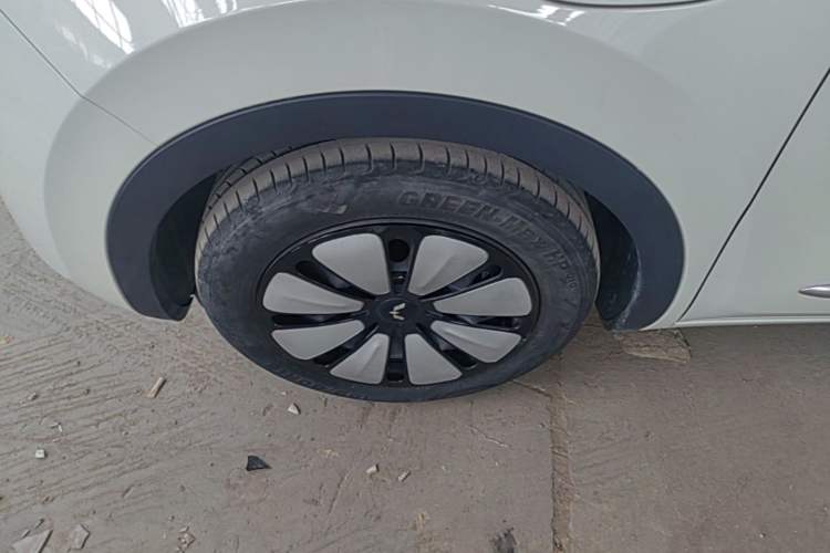 Used Wuling Bingo 2023 333km Enjoy+ Version Left Front Wheel Hub