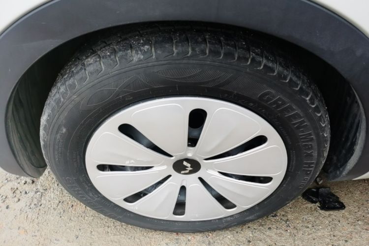 Used Wuling Bingo 2023 203km Light Edition Left Front Wheel Hub