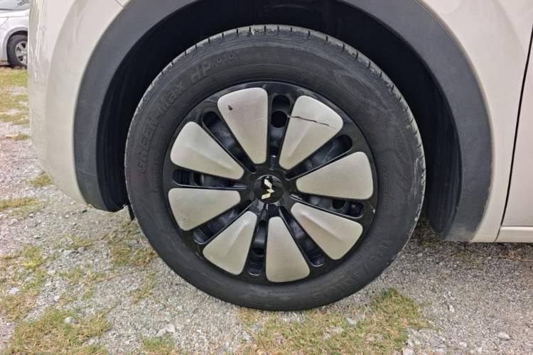 Used Wuling Bingo 2023 333km Enjoy+ Version Left Front Wheel Hub