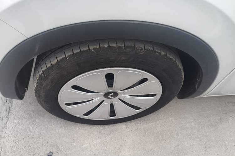 Used Wuling Bingo 2023 203km Light Edition Left Front Wheel Hub