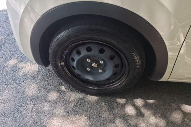 Used Wuling Bingo 2023 333km Enjoy+ Version Left Front Wheel Hub