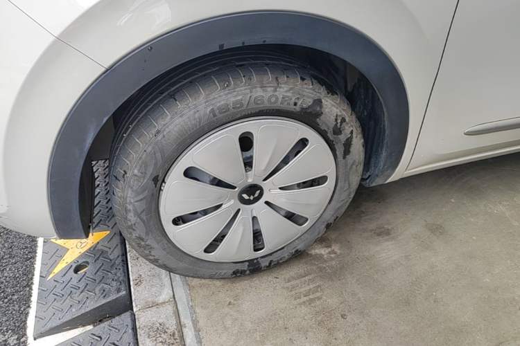 Used Wuling Bingo 2023 203km Light Edition Left Front Wheel Hub