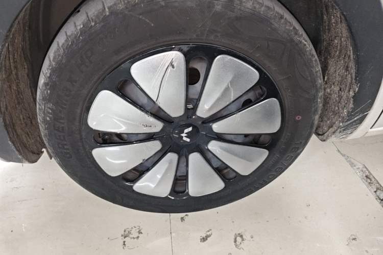 Used Wuling Bingo 2023 333km Enjoy+ Version Left Front Wheel Hub