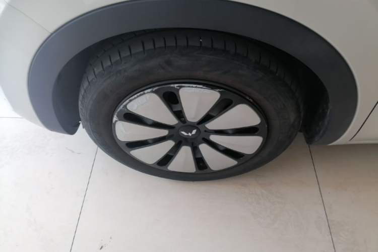 Used Wuling Bingo 2023 333km Enjoy+ Version Left Front Wheel Hub