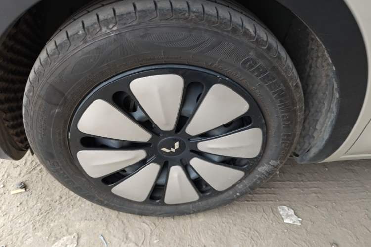 Used Wuling Bingo 2023 333km Enjoy+ Version Left Front Wheel Hub