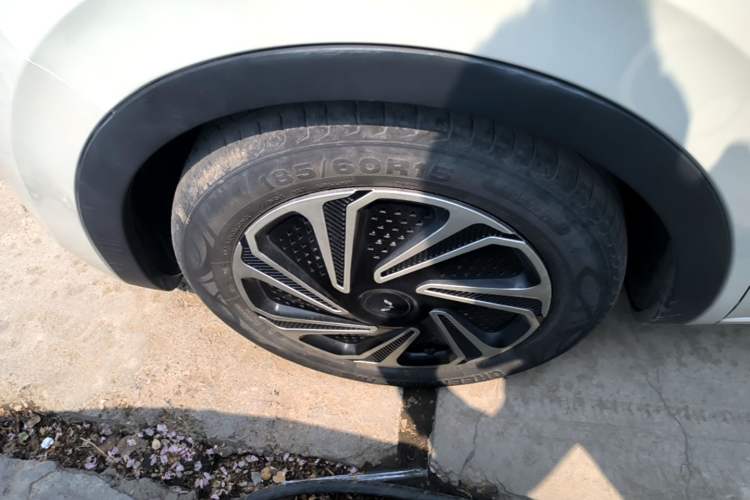 Used Wuling Bingo 2023 333km Enjoy+ Version Left Front Wheel Hub