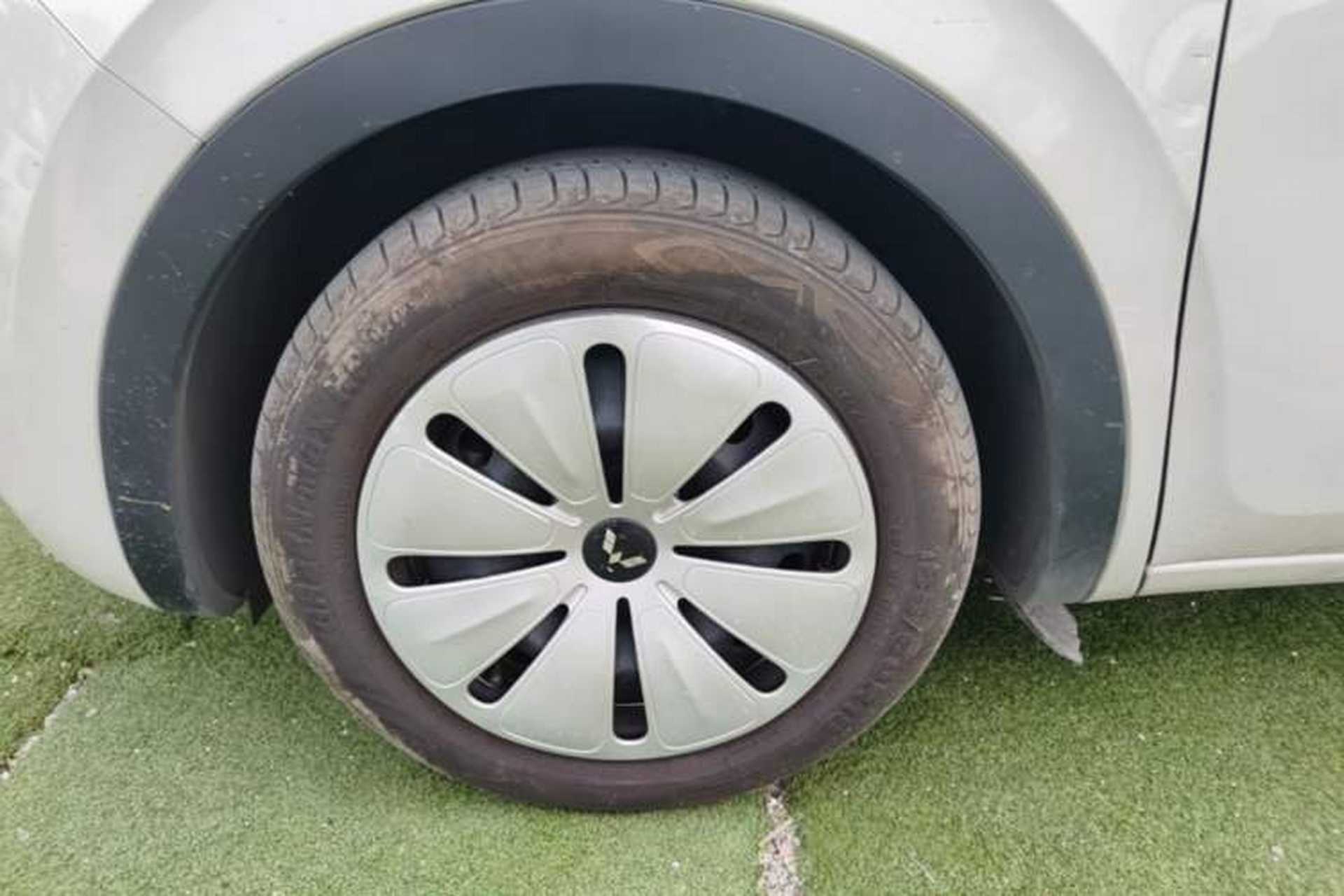Used Wuling Bingo 2023 203km Light Edition Left Front Wheel Hub
