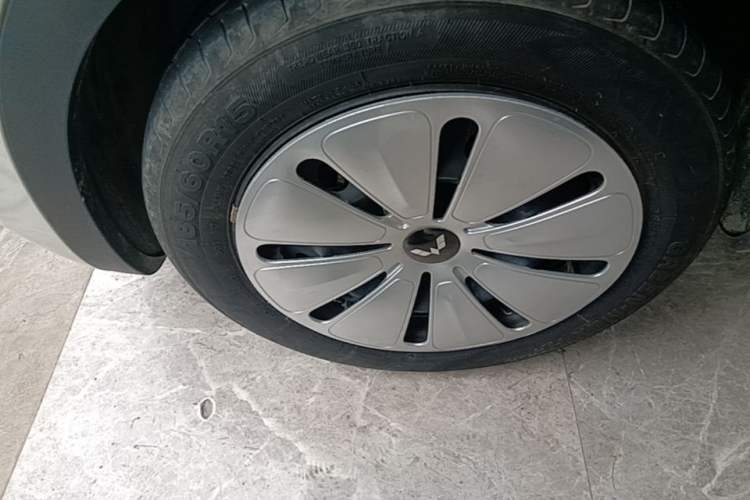 Used Wuling Bingo 2023 203km Light Edition Left Front Wheel Hub