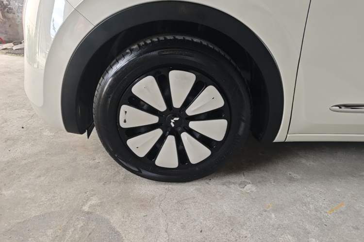 Used Wuling Bingo 2023 333 km Fast-Share Version Left Front Wheel Hub