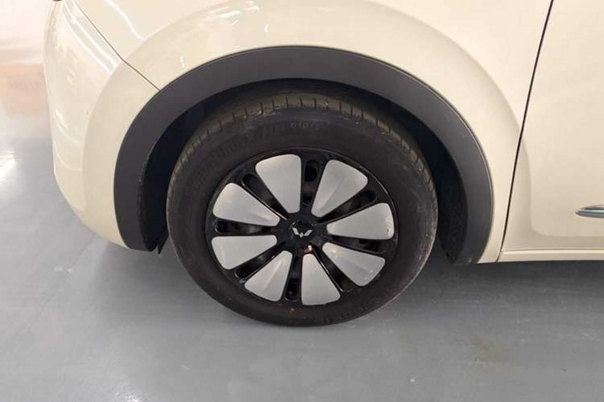 Used Wuling Bingo 2023 333km Enjoy+ Version Left Front Wheel Hub