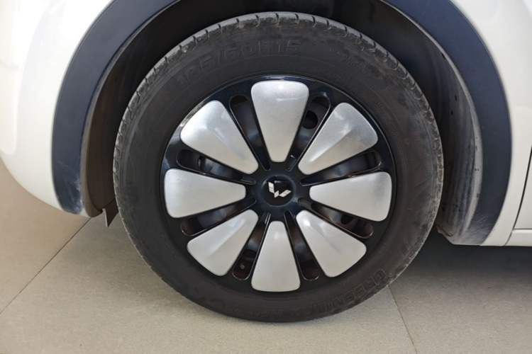Used Wuling Bingo 2023 333km Enjoy+ Version Left Front Wheel Hub