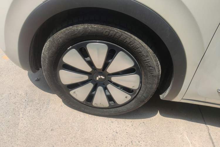 Used Wuling Bingo 2023 333km Enjoy+ Version Left Front Wheel Hub