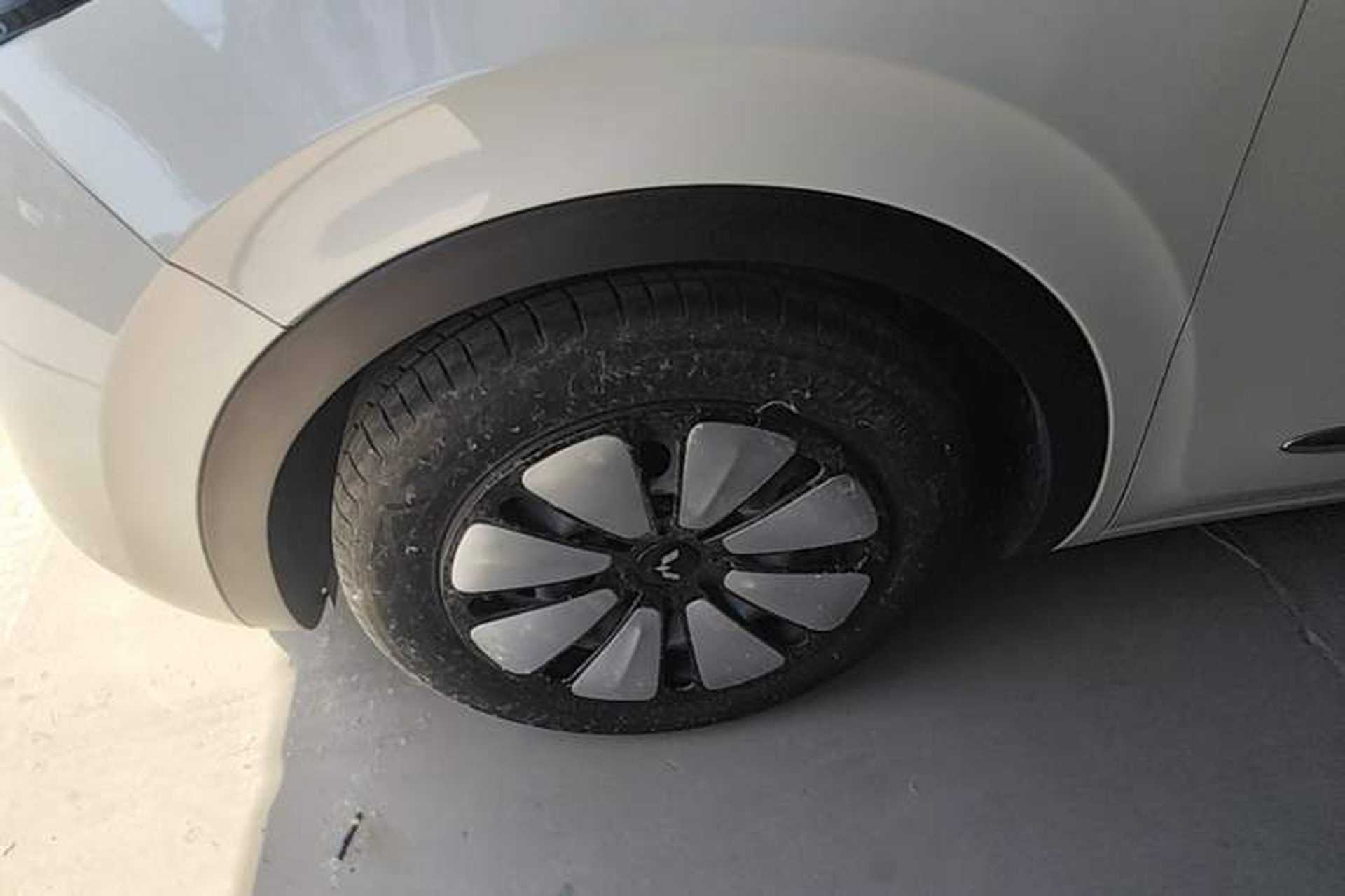 Used Wuling Bingo 2023 203km Comfort Edition Left Front Wheel Hub