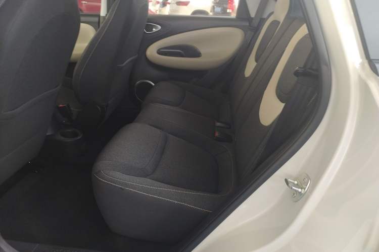 Used Wuling Bingo 2023 203km Light Edition Left Rear Seat