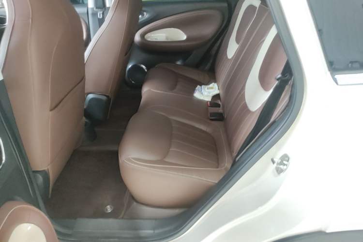 Used Wuling Bingo 2023 333 km Enjoyment Version Left Rear Seat