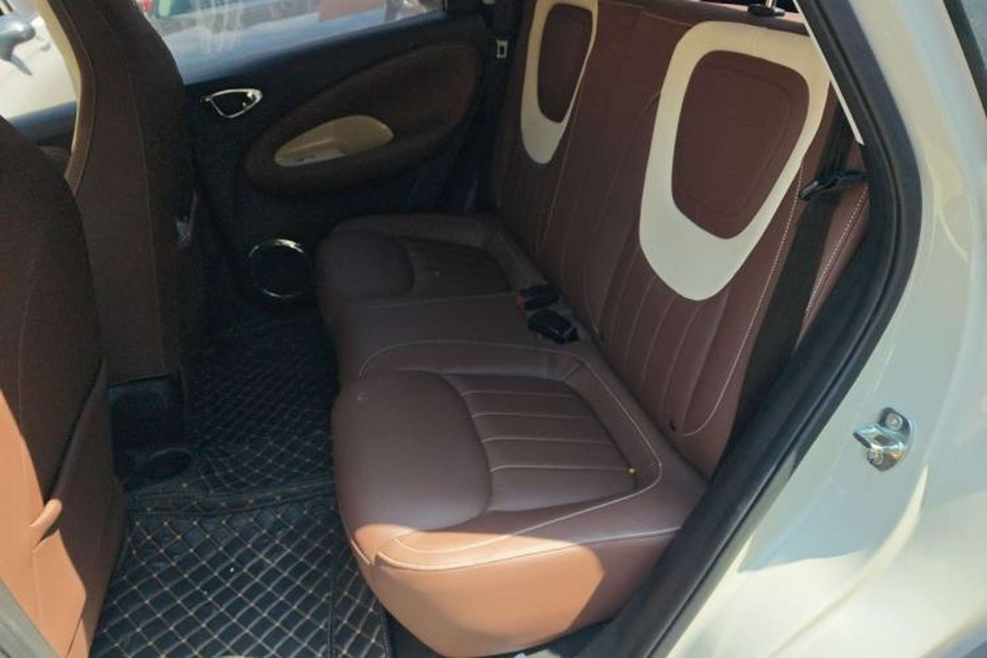 Used Wuling Bingo 2023 333 km Lingxi Connected Version Left Rear Seat