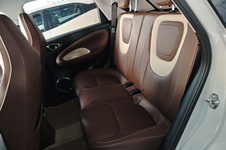 Used Wuling Bingo 2023 333 km Lingxi Connected+ Version Left Rear Seat