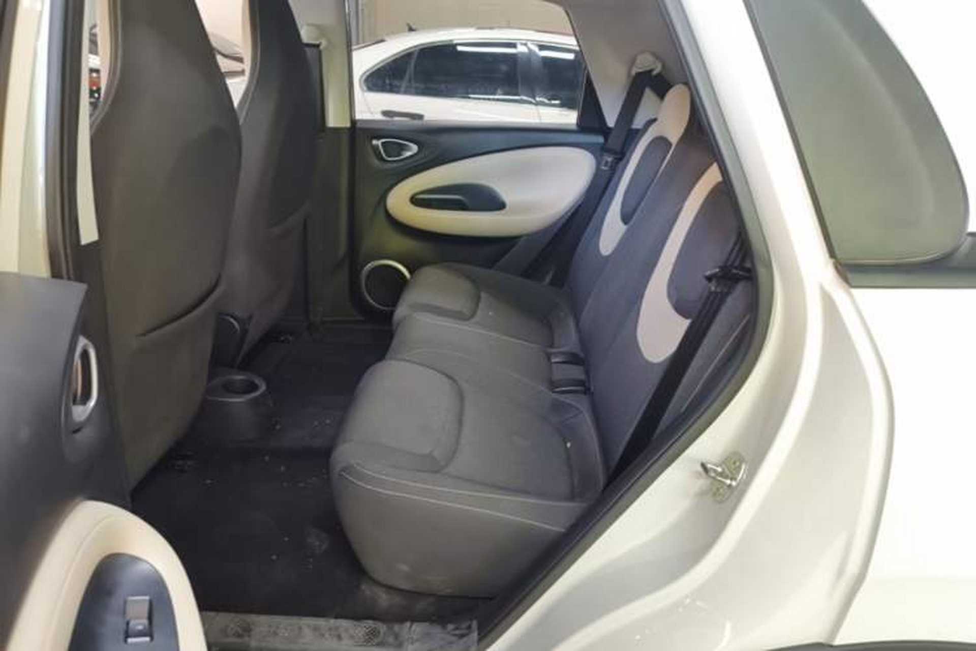 Used Wuling Bingo 2023 203km Light Edition Left Rear Seat