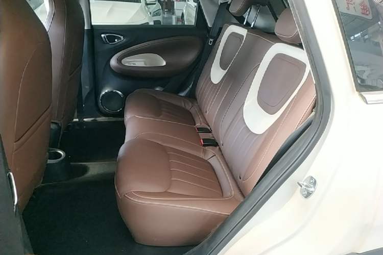 Used Wuling Bingo 2023 203km Comfort Edition Left Rear Seat