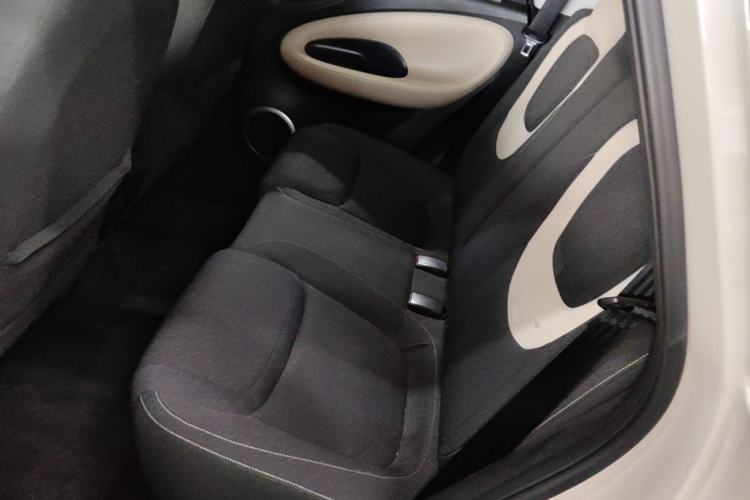 Used Wuling Bingo 2023 333 km Fast-Share Version Left Rear Seat
