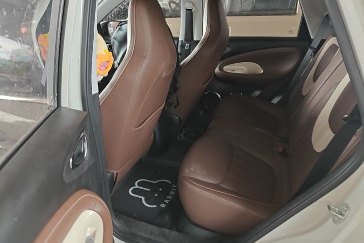 Used Wuling Bingo 2023 333 km Lingxi Connected+ Version Left Rear Seat