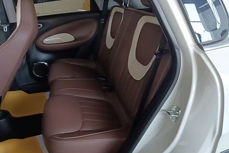Used Wuling Bingo 2023 333 km Lingxi Connected+ Version Left Rear Seat