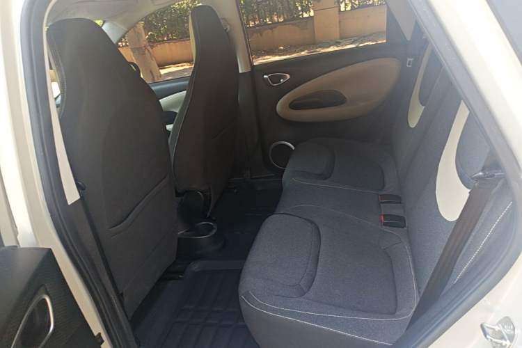 Used Wuling Bingo 2023 203km Comfort Edition Left Rear Seat