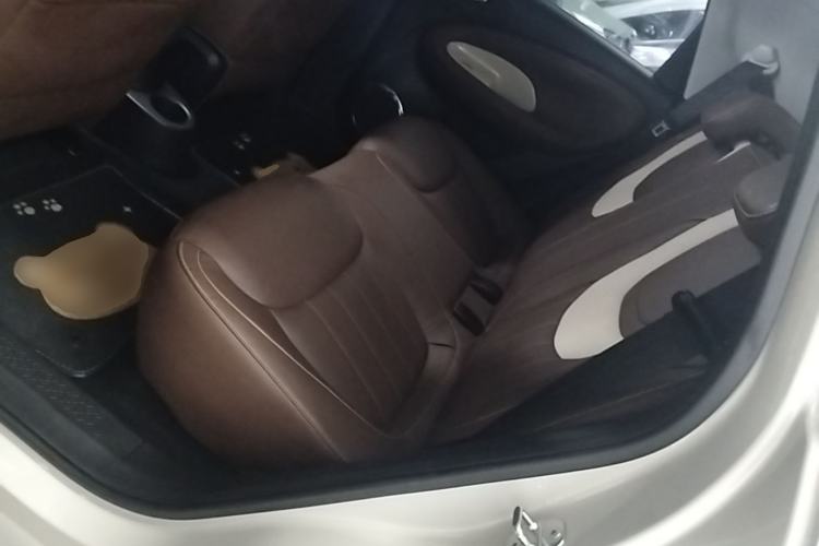 Used Wuling Bingo 2023 333 km Fast-Share Version Left Rear Seat