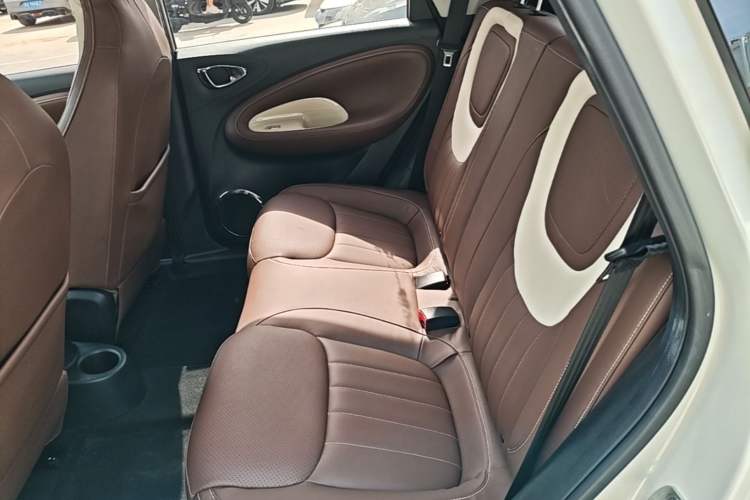 Used Wuling Bingo 2023 410 km Lingxi Deluxe Edition Left Rear Seat