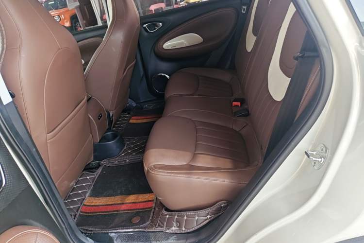 Used Wuling Bingo 2023 410 km Lingxi Deluxe Edition Left Rear Seat