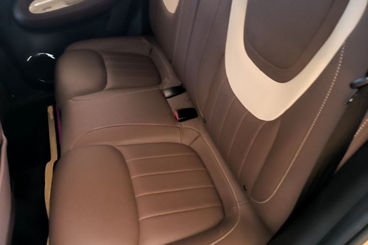 Used Wuling Bingo 2023 410 km Lingxi Deluxe Edition Left Rear Seat