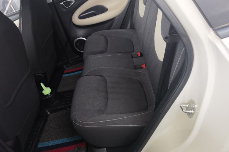 Used Wuling Bingo 2023 203km Light Edition Left Rear Seat