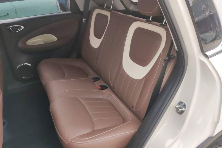 Used Wuling Bingo 2023 333 km Enjoyment Version Left Rear Seat