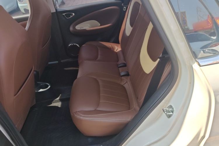 Used Wuling Bingo 2023 333 km Lingxi Connected+ Version Left Rear Seat