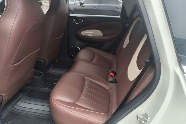 Used Wuling Bingo 2023 410 km Lingxi Deluxe Edition Left Rear Seat