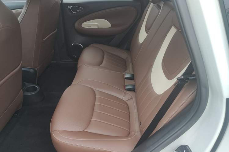 Used Wuling Bingo 2023 333 km Lingxi Connected Version Left Rear Seat