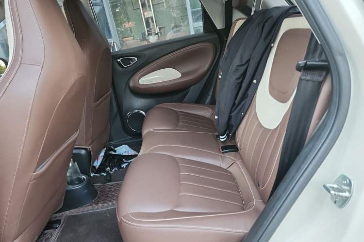 Used Wuling Bingo 2023 410 km Lingxi Deluxe Edition Left Rear Seat