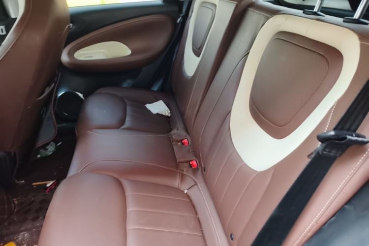 Used Wuling Bingo 2023 410 km Lingxi Deluxe Edition Left Rear Seat