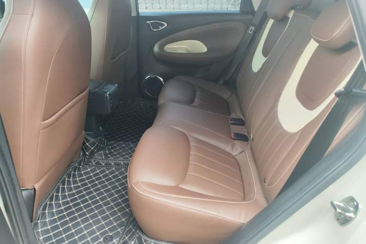 Used Wuling Bingo 2023 203km Comfort Edition Left Rear Seat